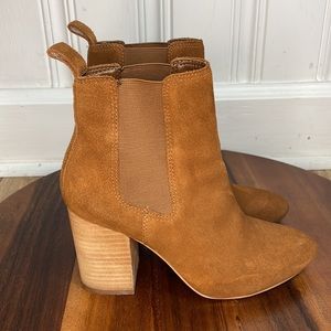 Steve Madden Ravyn Brown Leather Ankle Booties